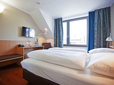 Sebcity Hotel Ellwangen Eksteriør billede